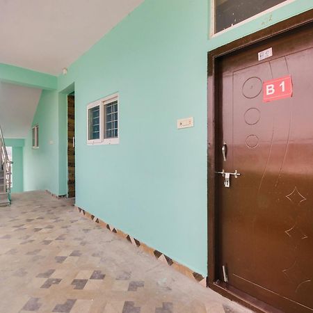 Hotel O R.J.International Pedda Ambarpet Exterior foto